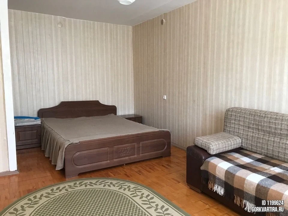 Квартира Петропавловская 99