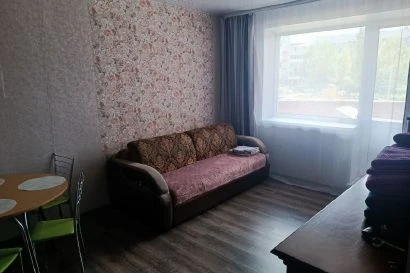 Фото 1-комнатная квартира в Уссурийске, ул. Локомотивная 12