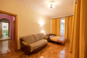 Фото 3-комнатная квартира в Кисловодске, Дзержинского, 47