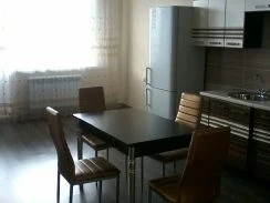 Фото 3-комнатная квартира в Кызыле, Кечил-оола 9