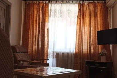 Фото 2-комнатная квартира в Новотроицке, Советская 45