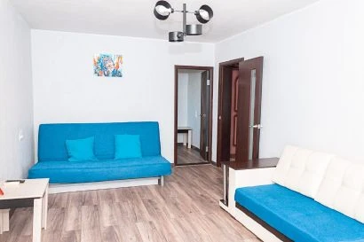 Фото 2-комнатная квартира в Краснодаре, Уральская 168 ! три дивана !