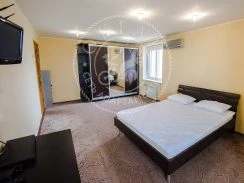 Фото 3-комнатная квартира в Владивостоке, Бестужева 15