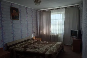 Фото 1-комнатная квартира в Керчи, Буденного 9