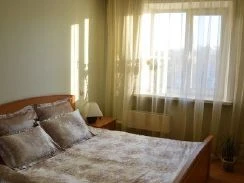 Квартира на сутки Абакан Чертыгашева,152, самый ЦЕНТР