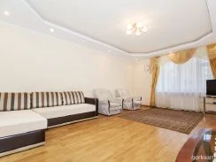 Фото 2-комнатная квартира в Казани, ул. Чистопольская 60