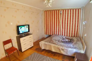 Квартира на сутки Сочи Грибоедова 17
