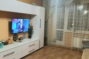 Фото 2-комнатная квартира в Омске, ул. 70 лет Октября 6