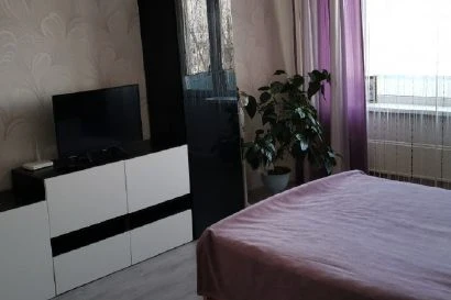 Фото 1-комнатная квартира в Омске, пр-т. Комарова,31