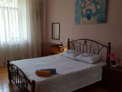 Фото 3-комнатная квартира в Баку, Bakı. Neftçilər prospekti, 131.