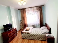 Фото 2-комнатная квартира в Якутске, Свердлова 2 a